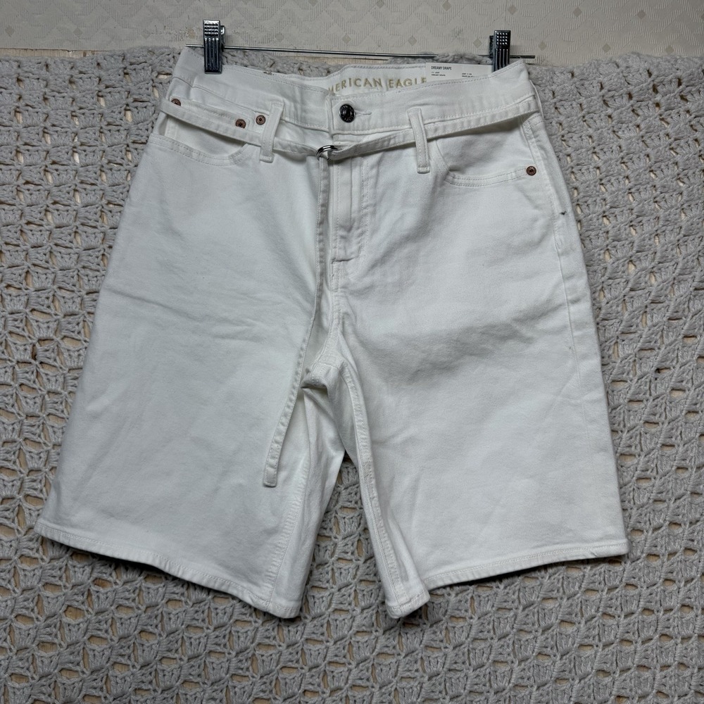 American Eagle Bermuda Denim Shorts Women Sz 2 White Stretch Pockets Button - Picture 2 of 14